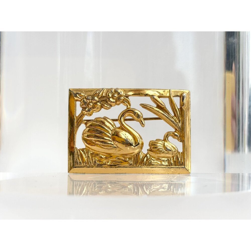 Coro Sterling Signed Vermeil Rectangular Swan Accented Figural Vintage Brooch - Picture 5 of 7